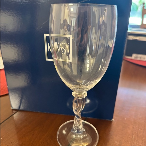 Mikasa Water-Beverage Glass - Picture 3 of 10